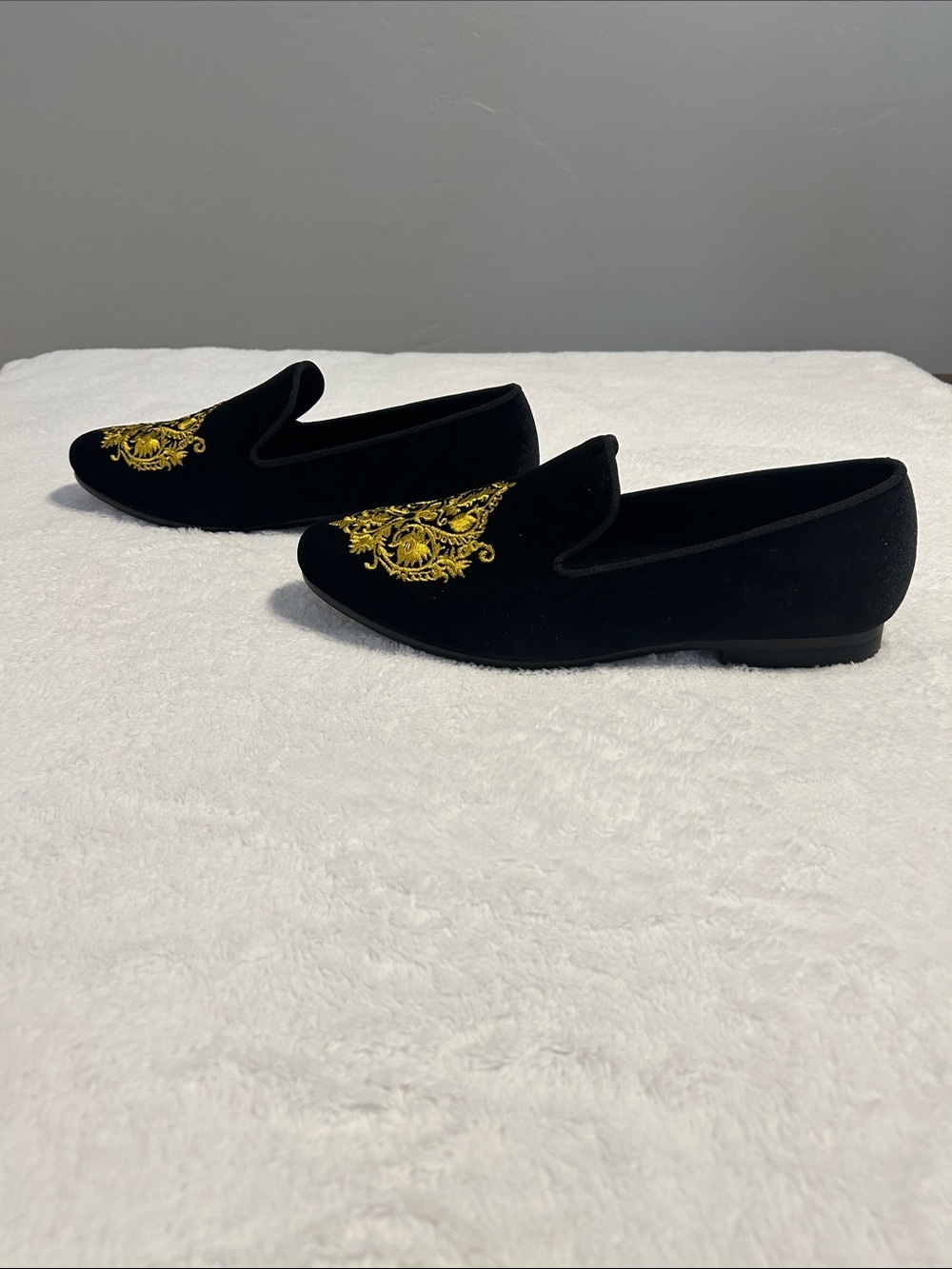 Men Velvet Loafers Black Dress Wedding Shoes Embroidery Tuxedo Slippers. - Picture 5 of 8